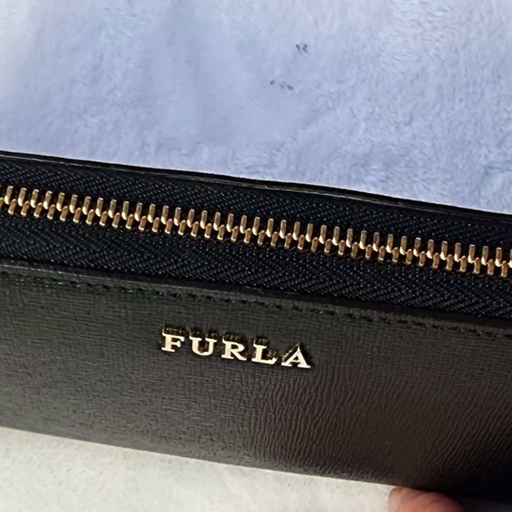 FURLA Saffiano Leather Zip Around Long Wallet Black Gold Logo Women's Italy EUC - Picture 4 of 15